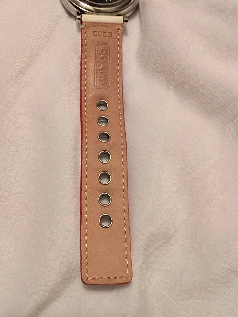 Coach Poppy Watch Graffiti Print Patent Band Red White VGUC